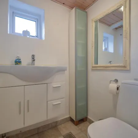 Stunning In With Wifi Holiday home Hojer